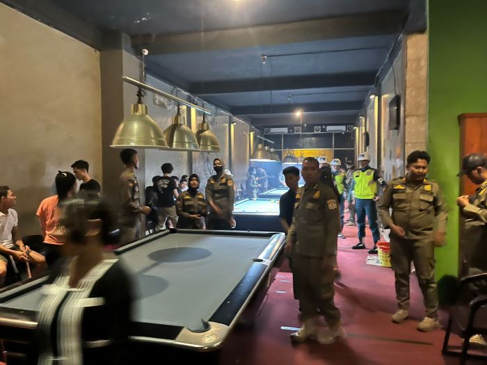 Pastikan SE Dipatuhi, Tim Gabungan Lakukan Pengawasan THM dan Billiard Selama Natal 2024 