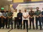 Wakil Ketua Komisi I DPRD Kota Balikpapan, Simon Sulean (Tengah, Baju Hitam) saat menghadiri pembukaan Sosialisasi Peraturan Daerah Kota Balikpapan Nomor 5 Tahun 2024 tentang RTRW Kota Balikpapan tahun 2024-2043. Foto: BorneoFlash/Niken Sulastri