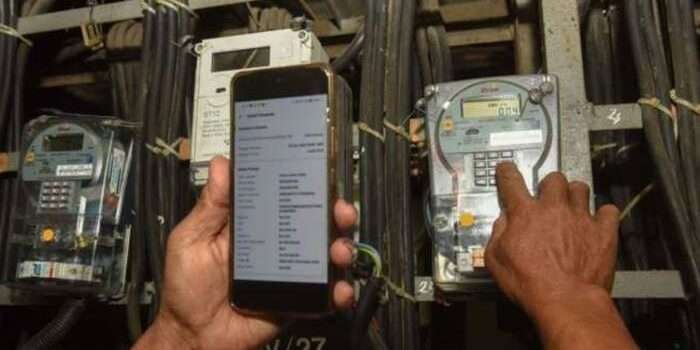 ILUSTRASI. Diskon token listrik 50 persen yang berlaku pada Januari dan Februari 2025 memiliki batas maksimal. FOTO : Indrianto Eko Suwarso