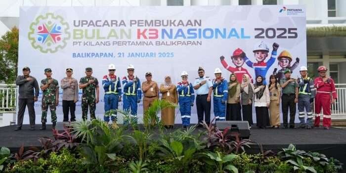 PT KPB menyelenggarakan upacara pembukaan Bulan K3 Nasional (BK3N) Tahun 2025 bertempat di Halaman Gedung Modification Site Office (MSO), pada Selasa (21/1/2025). Foto: HO/PT KPB