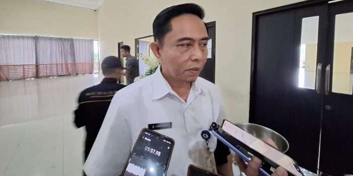 Pemkot Balikpapan Percantik Jalan Masuk Stadion Batakan dengan Landmark Kapal Layar