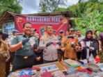 Polisi menangkap 7 orang yang terlibat aktivitas penambangan ilegal di Kampung Ciherang, Desa Cibodas, Kecamatan Kutawaringin, Kabupaten Bandung. Foto : Yuga Hassani