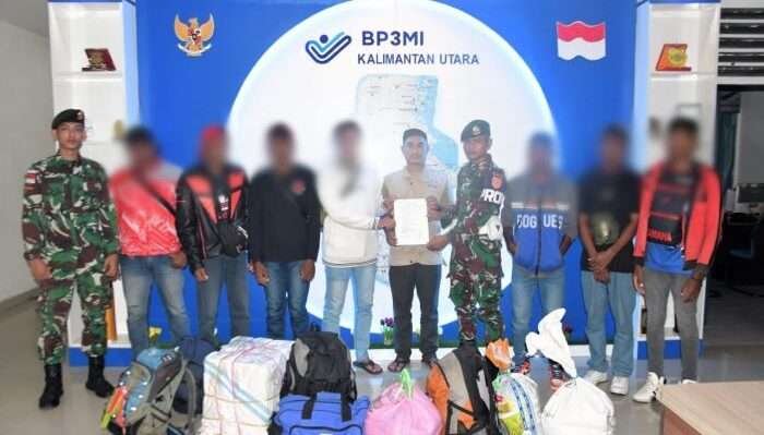 Pos Kotis Satgas Pamtas RI-Malaysia menggagalkan upaya pengiriman lima orang Calon Pekerja Migran Indonesia Non Prosedural (CPMI-NP) melalui Pelabuhan Aji Putri, Kabupaten Nunukan, Provinsi Kalimantan Utara, Kamis (23/1/2025). Foto: HO/Pendam VI/Mlw