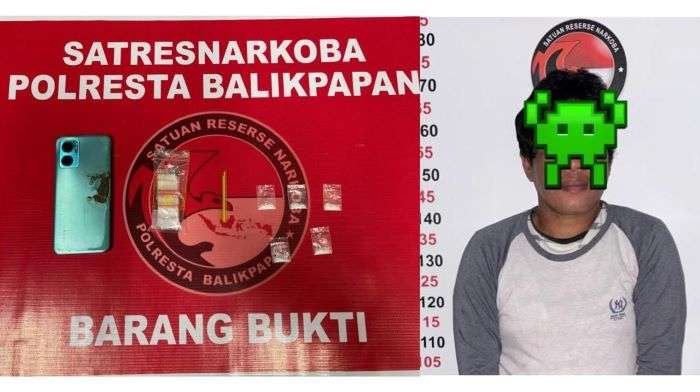 Satresnarkoba Polresta Balikpapan berhasil mengamankan seorang pria dan Barang Bukti dalam kasus peredaran dan penyalahgunaan narkotika jenis sabu. Foto: HO/Humas Polresta Balikpapan 