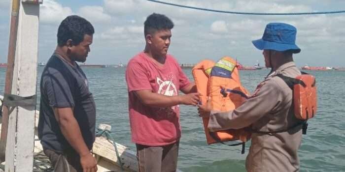 Polairud Polresta Balikpapan Perketat Pengamanan Perairan di Tengah Cuaca Buruk 