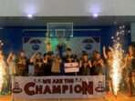Tim Basket Bhayangkara Polda Kaltim berhasil keluar sebagai juara pertama dalam pertandingan final "Keluncum Corporate League," sebuah liga bola basket antar instansi dan perusahaan yang digelar di Gedung KNPI Balikpapan, Sabtu (11/01/2025). Foto: HO/Humas Polda Kaltim