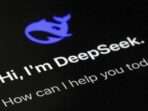 Halaman aplikasi telepon pintar DeepSeek terlihat di layar telepon pintar di Beijing, Selasa, 28 Januari 2025. (Sumber: AP Photo/Andy Wong)