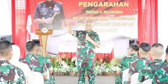 Pangdam VI/Mulawarman Mayjen TNI Rudy Rachmat Nugraha, S.I.P., M.Sc., Saat melaksanakan kunjungan kerja perdana di wilayah Kota Tarakan, Kalimantan Utara, Senin (13/01/2025). Foto: HO/Pendam VI/Mlw