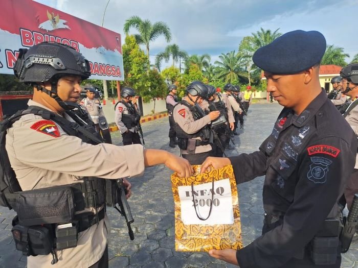 Tebarkan Sedekah, Batalyon C Pelopor Sat Brimob Polda Kaltim Giatkan Secara Rutin Program Infaq 