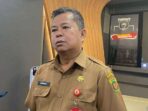 Asisten II Sekretariat Daerah Kota Samarinda, Marnabas Patiroy. Foto: BorneoFlash/Nur Ainunnisa