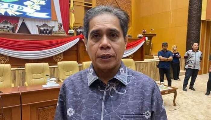 Ketua DPRD Kota Samarinda, Helmi Abdullah. Ketua DPRD Kota Samarinda, Helmi Abdullah. Foto: BorneoFlash/Nur Ainunnisa