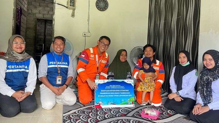 PHM bekerja sama dengan Puskesmas Handil Baru dalam pemberian PMT untuk 93 bayi dan balita. Foto: HO/PHM
