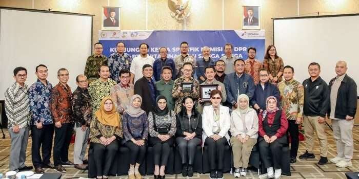 PT Pertamina Hulu Sanga Sanga (PHSS) menerima Kunjungan Kerja dari Komisi XII DPR RI, yang membidangi sektor Energi dan Sumber Daya Mineral (ESDM), di Balikpapan, pada 16 Februari 2025. Foto: HO/PHSS