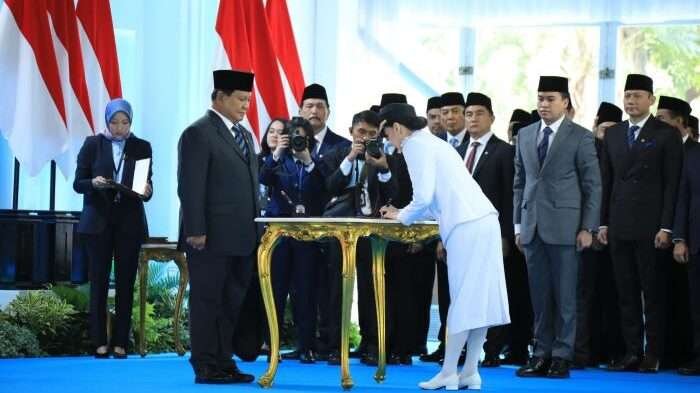 Penandatanganan Berita Acara Pelantikan Kepala Daerah untuk masa jabatan 2025-2030 di Istana Kepresidenan Jakarta, pada Kamis (20/2/2025). Foto: BorneoFlash/Ist