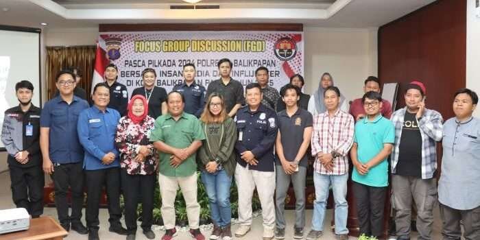 Polresta Balikpapan menggelar Focus Group Discussion (FGD) bersama insan media dan influencer Kota Balikpapan, pada Selasa (25/2/2025). Foto: HO/Humas Polresta Balikpapan