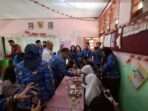 Sekretaris Daerah (Sekda) Balikpapan Muhaimin Saat Melauching program Makan Bergizi Gratis (MBG) di Kota Balikpapan, Bertempat di Sekolah Dasar Negeri (SDN) 015 Balikpapan Selatan, pada Senin (17/2/2025). Foto: BorneoFlash/Niken Sulastri