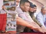 Uskup Keuskupan Agung Samarinda Mgr. Yustinus Harjosusanto, MSF memberikan sambutan dan pimpin doa pemberkatan di acara Commencement Ceremony ST Ursula Penajam di Jalan Negara KM.4 Desa Giri Mukti Kecamatan Penajam Kabupaten PPU, Minggu (2/2/2025). Foto: BorneoFlash/Irwan A