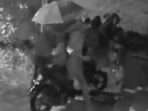 Aksi pencurian water meter yang terekam CCTV, pada hari Jumat, 24 Januari 2025. Foto: BorneoFlash/IST