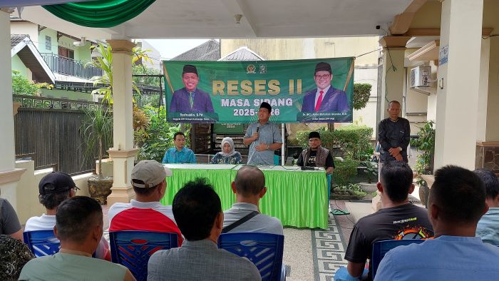 Anggota DPR RI Dapil Kaltim, Syafruddin melaksanakan Reses II Masa Sidang 2025-2026 di RT 51 Kelurahan Gunung Samarinda, Kecamatan Balikpapan Utara, pada Minggu (23/3/2025). Foto: BorneoFlash/Niken Sulastri