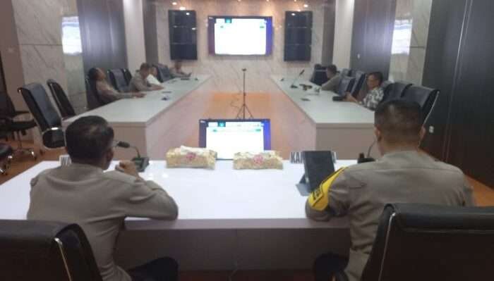 Jajaran Polresta Balikpapan mengikuti Rapat Koordinasi Lintas Sektoral yang digelar oleh Mabes Polri (STIK Lemdiklat Polri), Pada Senin (10/3/2025). Foto: HO/Humas Polresta Balikpapan