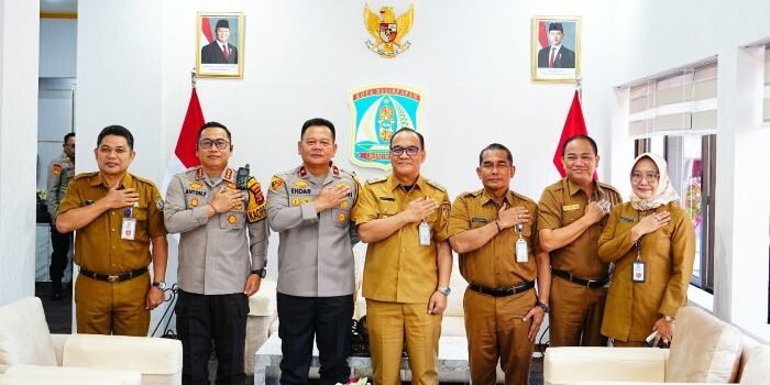 Perkuat Sinergi Keamanan, Kapolda Kaltim Bersilaturahmi dengan Wakil Wali Kota Balikpapan 