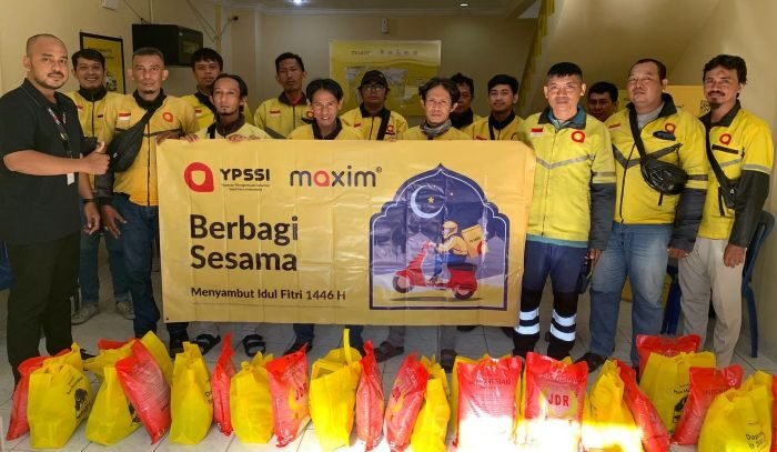 Maxim bekerja sama dengan Yayasan Pengemudi Selamat Sejahtera Indonesia (YPSSI) dalam memberikan bantuan kepada mitra driver Maxim yang membutuhkan. Foto: HO/Maxim