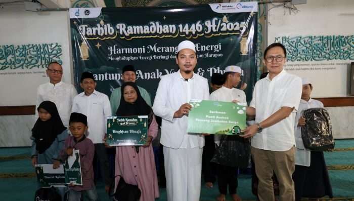 PT Pertamina Hulu Indonesia (PHI) bersama anak perusahaan dan afiliasinya menggelar Kegiatan Doa Bersama & Santunan Anak Yatim dan Dhuafa. Foto: HO/PHI