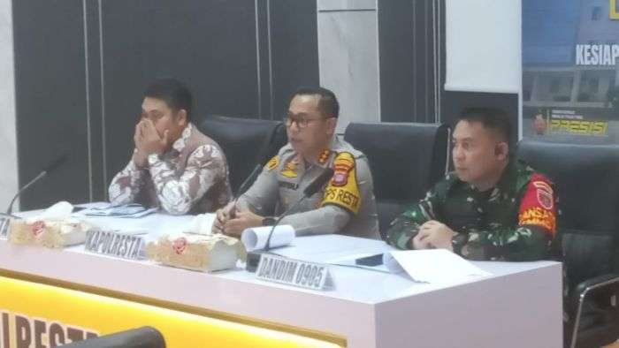 Ketua DPP PDIP sekaligus eks Komut PT Pertamina Basuki Tjahaja Purnama alias Ahok di Gedung KPK, Jakarta Selatan. (Foto: Rizki)