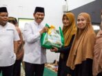 Wakil Bupati PPU Abdul Waris Muin menghadiri safari Ramadan di Masjid An-Nur di Desa Giri Mukti, Kecamatan Penajam. Foto: HO/Diskominfo PPU