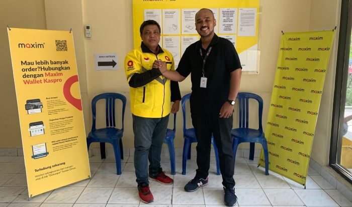 Maxim Indonesia secara resmi telah menyalurkan BHR kepada mitra pengemudi yang memenuhi kriteria di seluruh Indonesia. Foto: HO/Maxim Indonesia
