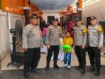 Bhayangkari Kaltim mengadakan khitanan massal dan pemeriksaan kesehatan Pap Smear secara gratis bagi warga, Senin (14/4/2025). Foto: HO/Humas Polresta Balikpapan