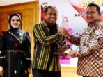 Bupati PPU, Mudyat Noor menghadiri acara pisah sambut Kapolres PPU dari AKBP Supriyanto kepada AKBP Andreas Alek Danantara, di Aula Lantai I Kantor Bupati PPU, Rabu malam (9/4/2025). Foto: BorneoFlash/IST