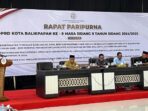Dewan Perwakilan Rakyat Daerah(DPRD) Kota Balikpapan menggelar Rapat Paripurna ke 9 Masa Sidang II Tahun 2024-2025, di Gedung Parkir Klandasan Lantai 8, pada hari Senin (21/4/2025). Foto: BorneoFlash/Ardian