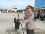 Kapolresta Balikpapan, Kombes Pol Anton Firmanto, S.H., S.I.K., M.Si., Saat memimpin apel skala besar yang diikuti oleh jajaran fungsi dan personel dari seluruh Polsek kewilayahan, Selasa pagi (29/04/2025). Foto: HO/Humas Polresta Balikpapan