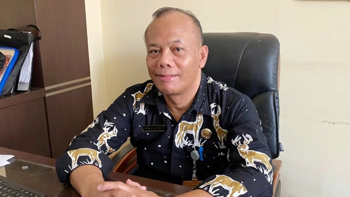 Kepala Dinas Kependudukan dan Pencatatan Sipil Kabupaten PPU, Waluyo. Foto: BorneoFlash/IST