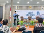 Kepala Kanwil Kemenag Kaltim, Abdul Khaliq saat memberi sambutan di Media Gathering 2025. Foto: BorneoFlash/Nur Ainunnisa