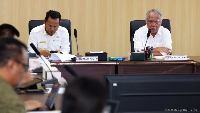 Kepala Otorita IKN Basuki Hadimuljono, menyampaikan terkait kepastian kelanjutan pembangunan IKN saat Forkopimda Provinsi Kaltim di Kantor Otorita IKN, pada Rabu (16/04/2025). Foto: HO/Humas Otorita IKN