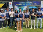 Komandan Lanud Dhomber, Kolonel Pnb Fata Patria Secara Resmi Membuka Turnamen Sepak Bola Danlanud Cup ke-XXVI Tahun 2025 di Lapangan Bima Sakti, Lanud Dhomber, pada Sabtu (19/4/2025). Foto: BorneoFlash/Niken Sulastri
