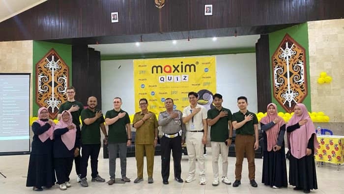 Maxim Gandeng Pelajar Balikpapan Gelar Maxim Quiz: First English Brain Game, di SMK Negeri 1 Balikpapan, Selasa (15/4/2025). Foto: BorneoFlash/Agung Putra