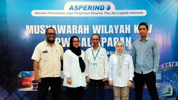 Musyawarah Wilayah (Muswil) ke-V Asosiasi Perusahaan Jasa Pengiriman Ekspres, Pos, dan Logistik Indonesia (Asperindo) berlangsung di Hotel Mega Lestari, Balikpapan, pada Sabtu, 26 April 2025. Foto: BorneoFlash/IST