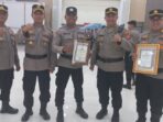 Personel Polresta Balikpapan Terima Penghargaan di peringatan Hari Kesadaran Nasional (HKN) yang digelar di Aula Lantai 3 Mapolresta Balikpapan, Kamis (17/4/2025). Foto: HO/Humas Polresta Balikpapan