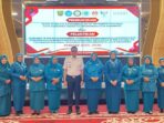 Wali kota Samarinda saat melantik Pengurus TP PKK Kota Samarinda. Foto: BorneoFlash/Nur Ainunnisa