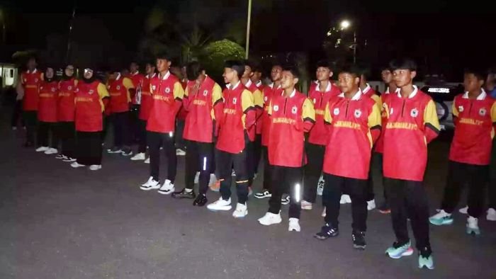 kontingen Tim U-15 Asal Bontang yang mewakili Kalimantan Timur dalam ajang bergengsi Barati Cup Internasional 2025. Foto: BorneoFlash/Ist