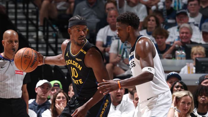 Jimmy Buttler and Ant Edwards. Foto: dok.bleacherreport