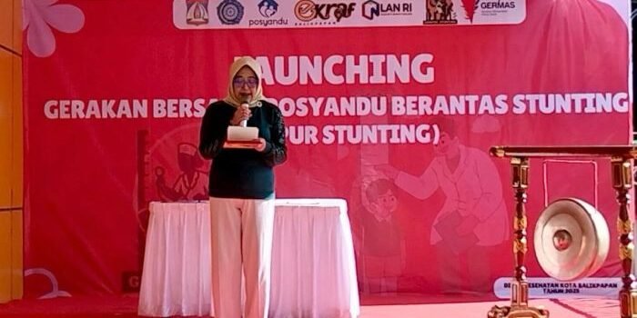 Asisten III Bidang Administrasi Umum Sekretariat Daerah Kota Balikpapan, dr. Andi Sri Juliarty, dalam Launching program Gempur Stunting, di Taman Bekapai Balikpapan, pada hari Minggu (25/5/2025). Foto: BorneoFlash/Ardian