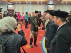 Gubernur Kaltim, Rudy Mas'ud saat melantik sejumlah pejabat. Foto: BorneoFlash/Nur Ainunnisa