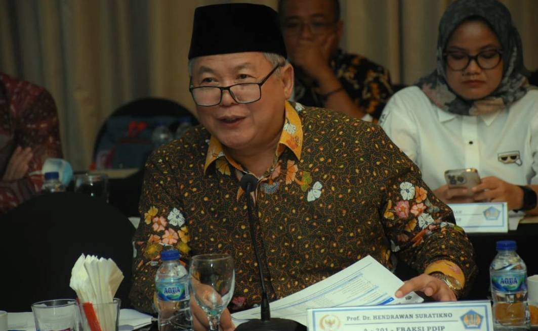 Anggota Komisi XI Dewan Perwakilan Rakyat (DPR) Republik Indonesia (RI) Hendrawan Supratikno.(DOK. Humas DPR RI)