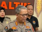 Kabid Humas Polda Kaltim Kombes Pol Yuliyanto membeberkan rincian hasil operasi pengungkapan kasus premanisme yang meresahkan masyarakat. Foto: BorneoFlash/Agung Putra