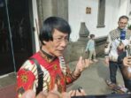 Ketua Lembaga Perlindungan Anak Indonesia (LPAI), Seto Mulyadi atau Ka Seto di Gedung Sate seusai mengikuti upacara Hari Kebangkitan Nasional di Kota Bandung, Selasa (20/5/2025).Foto: Kompas.com/Faqih Rohman Syafei