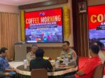 Kapolda Katim Irjen Pol. Endar Priantoro, S.H., S.I.K., C.F.H., M.H. menggelar Coffee Morning bersama para awak media di Gedung Mahakam Mapolda Kaltim, pada Selasa (27/5/2025). Foto: BorneoFlash/Agung Putra